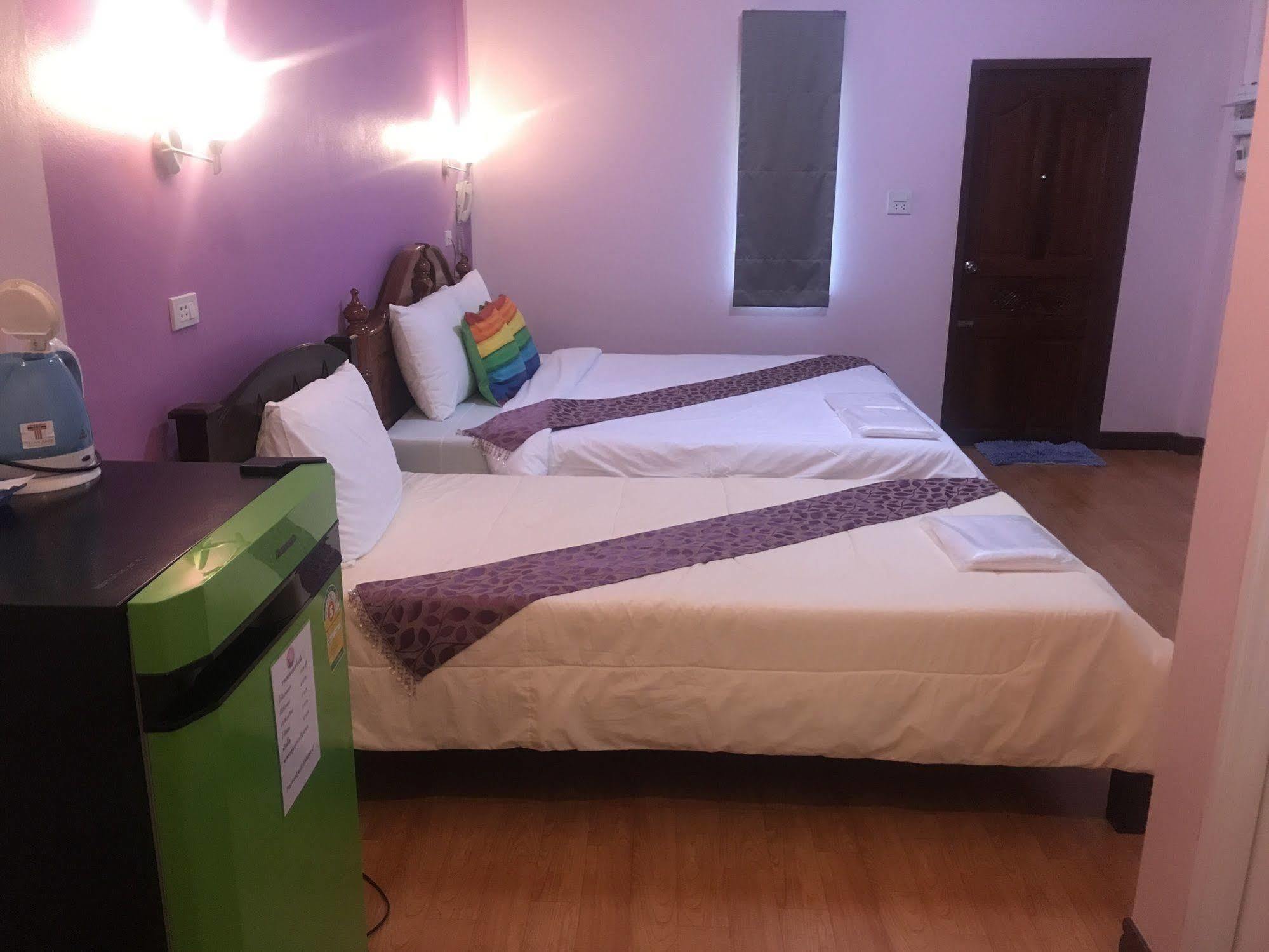 Sangtong Beach Resort Laem Sing Eksteriør billede